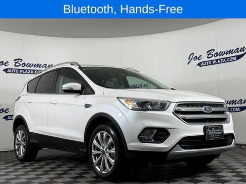 Used 2017 Ford Escape Titanium AWD/4WD image 5