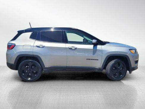 Used 2021 Jeep Compass Latitude AWD/4WD image 3