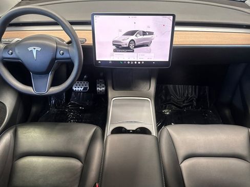 Used 2023 Tesla Model Y Long Range AWD/4WD image 12
