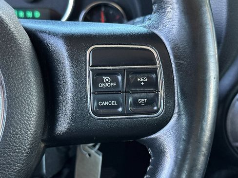 Used 2018 Jeep Wrangler Sport w/ Connectivity Group AWD/4WD image 25