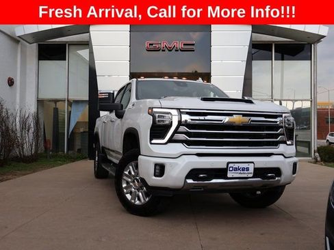 Used 2024 Chevrolet Silverado 3500 High Country w/ High Country Premium Package image 1
