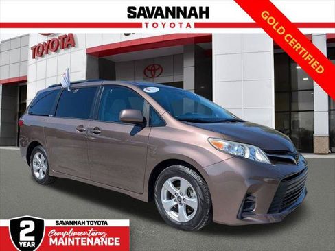 Certified 2020 Toyota Sienna LE FWD image 1