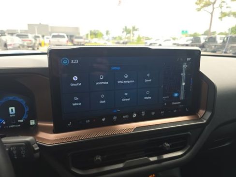 Used 2025 Ford Bronco Sport Outer Banks w/ Outer Banks Tech Package+ AWD/4WD image 12