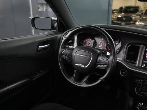 Used 2022 Dodge Charger R/T w/ Blacktop Package image 24