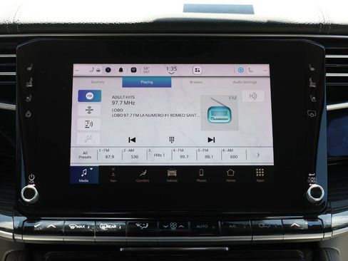 Used 2022 Jeep Wagoneer Series III w/ Premium Group I AWD/4WD image 21
