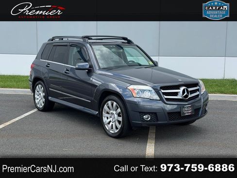 Used 2010 Mercedes-Benz GLK 350 4MATIC image 1