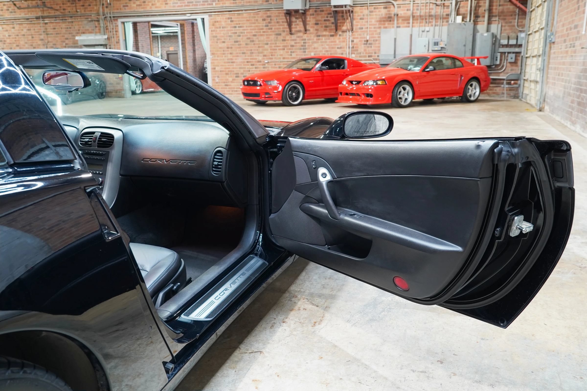 Used 2007 Chevrolet Corvette Coupe w/ Preferred Equipment Group RWD image 43