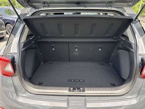 New 2026 Hyundai Venue SEL FWD image 18
