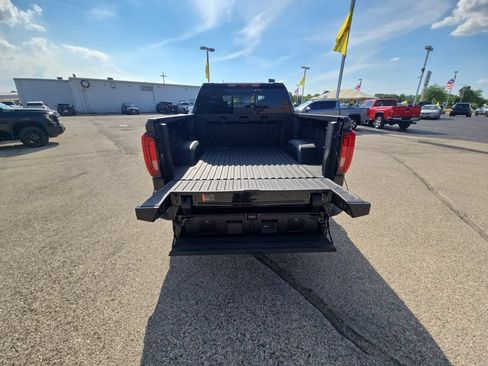 New 2026 GMC Sierra 1500 AT4 w/ AT4 Premium Package AWD/4WD image 38