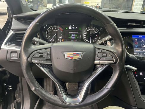 Used 2024 Cadillac XT6 Sport image 22