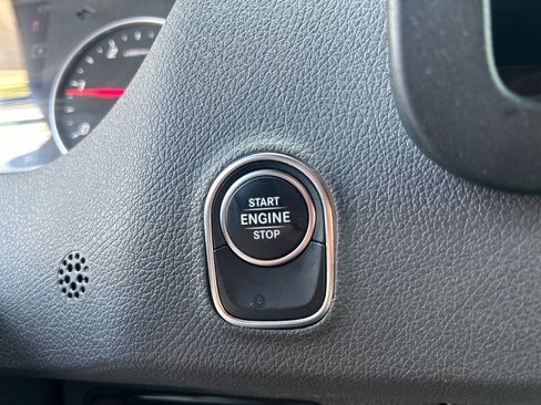 Used 2025 Mercedes-Benz Sprinter 2500 image 17