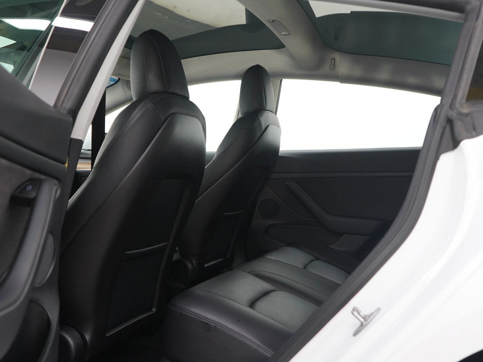 Used 2021 Tesla Model 3 Long Range AWD/4WD image 17