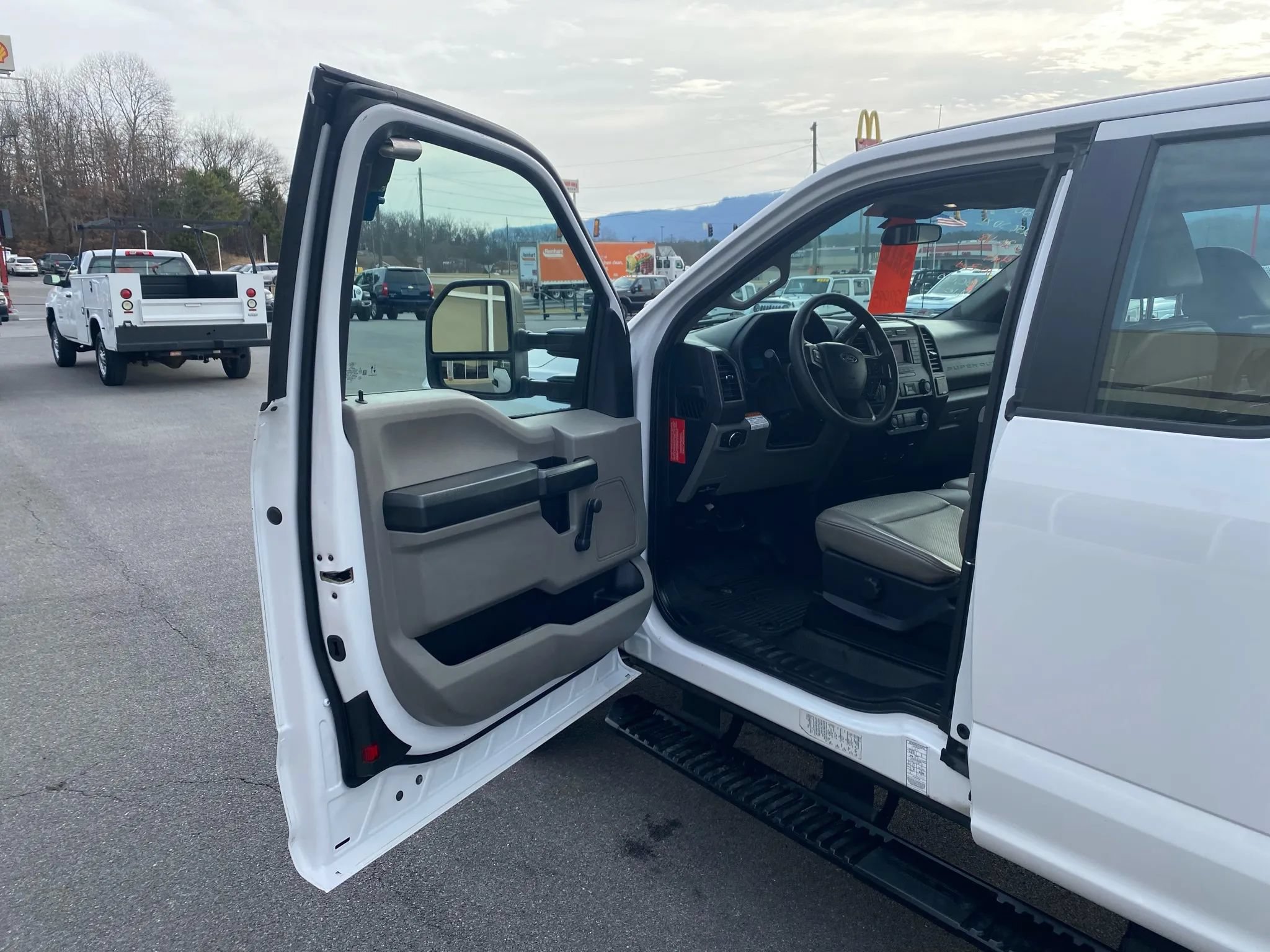 Used 2020 Ford F250 4x4 SuperCab Super Duty image 8