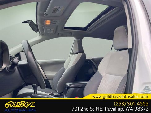 Used 2013 Toyota RAV4 XLE AWD/4WD image 16