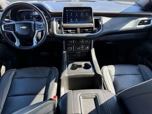 Used 2023 Chevrolet Suburban Premier image 14