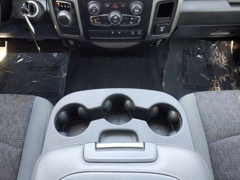 Used 2019 RAM 1500 Big Horn image 19