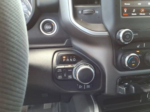 Used 2020 RAM 1500 Big Horn AWD/4WD image 32