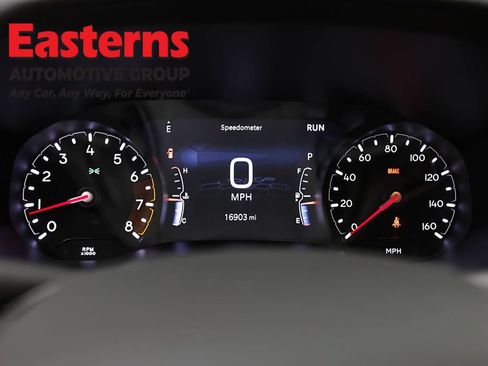 Used 2025 Jeep Compass Limited AWD/4WD image 17