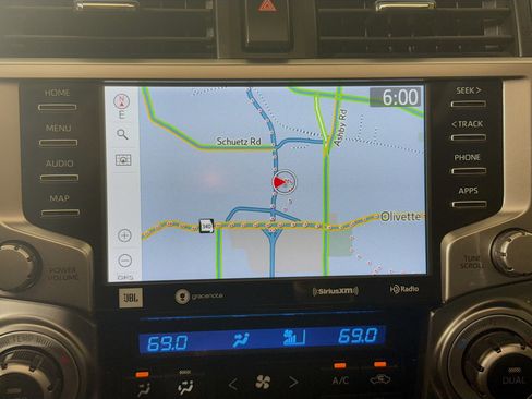 Used 2022 Toyota 4Runner Limited image 15