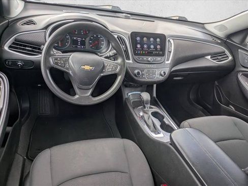 Used 2023 Chevrolet Malibu LT FWD image 15
