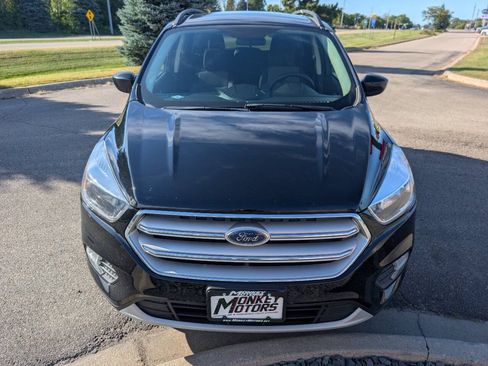 Used 2018 Ford Escape SE FWD image 4