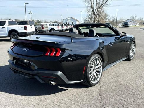 Used 2024 Ford Mustang GT Premium image 7