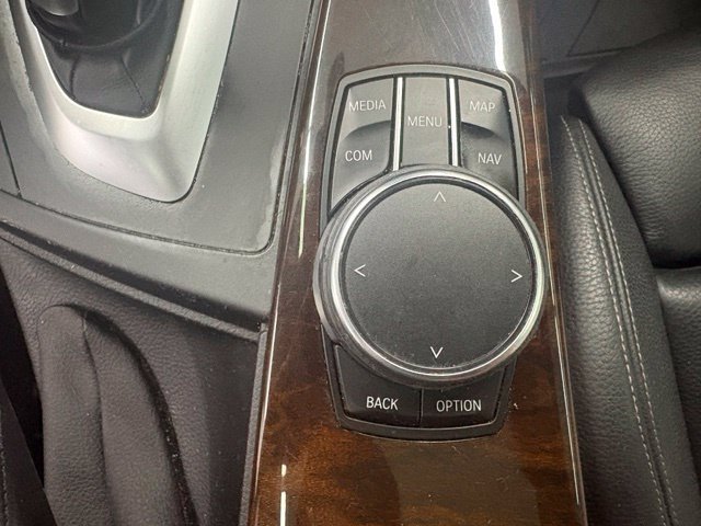 Used 2017 BMW 330i xDrive Sedan AWD/4WD image 43