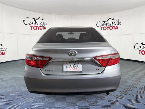 Used 2015 Toyota Camry LE FWD image 7