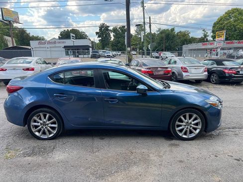 Used 2017 MAZDA MAZDA3 Touring image 6