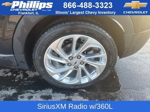 Certified 2023 Chevrolet Bolt EUV LT w/ Driver Confidence Package image 14