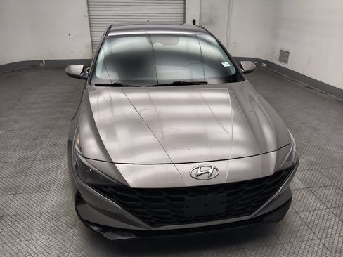 Used 2023 Hyundai Elantra SEL FWD image 14
