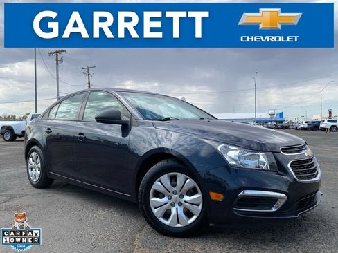Used 2016 Chevrolet Cruze LS FWD image 1