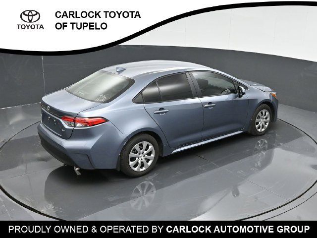 Used 2026 Toyota Corolla LE FWD image 44