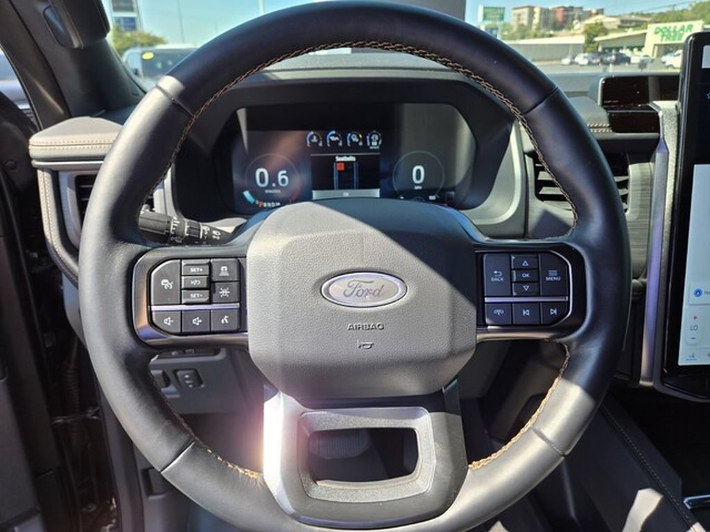 Certified 2024 Ford Expedition Platinum AWD/4WD image 32