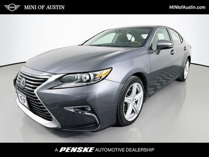 Used 2017 Lexus ES 350 w/ Luxury Package