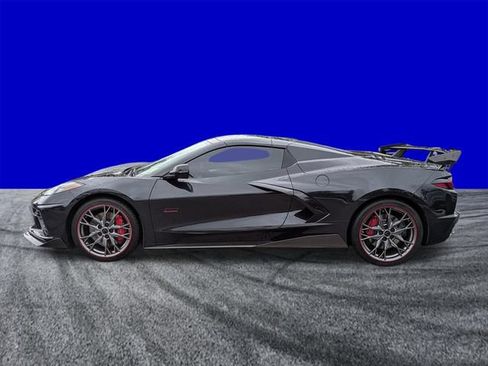Used 2023 Chevrolet Corvette Stingray Premium Conv w/ Z51 Performance Package RWD image 7