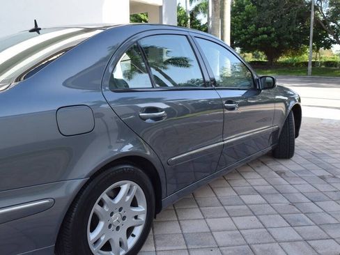 Used 2006 Mercedes-Benz E 350 Sedan image 24