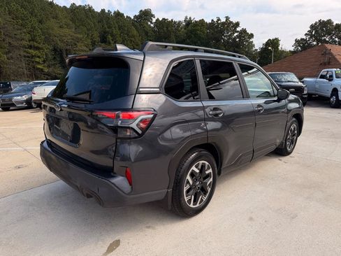 Used 2025 Subaru Forester Premium w/ Convenience Package #2 AWD/4WD image 18