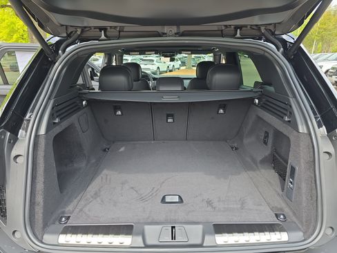 New 2025 Land Rover Range Rover Sport Dynamic SE image 12