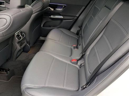 New 2026 Mercedes-Benz GLC 300 4MATIC image 14