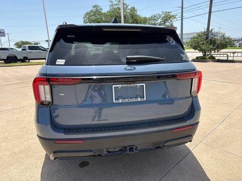 Used 2025 Ford Explorer ST-Line w/ Premium Package RWD image 6