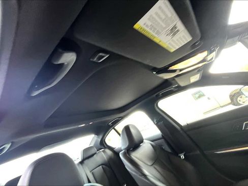 Used 2024 BMW 330e w/ Convenience Package image 13