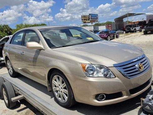 Used 2008 Toyota Avalon Limited FWD image 2