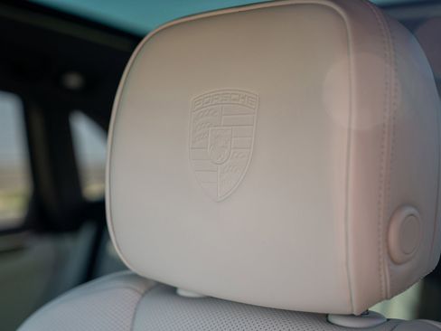 New 2026 Porsche Macan S AWD/4WD image 13