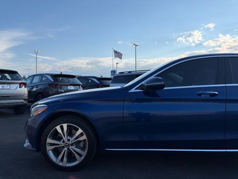 Used 2020 Mercedes-Benz C 300 4MATIC Sedan image 10