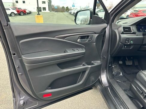 Used 2022 Honda Pilot Special Edition image 14