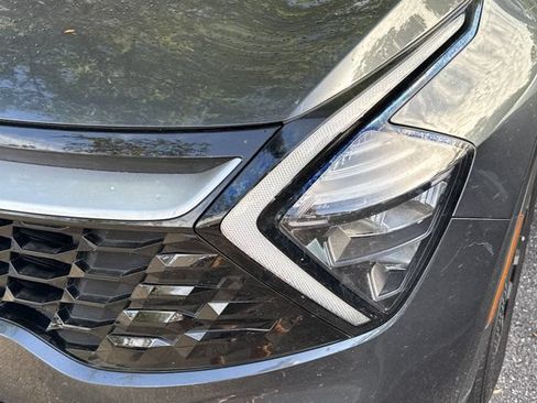 Used 2023 Kia Sportage EX FWD image 8