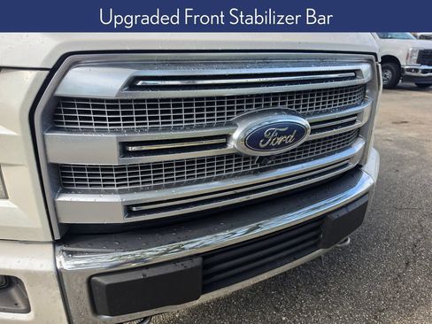 Used 2015 Ford F150 Platinum w/ Equipment Group 701A Luxury AWD/4WD image 16