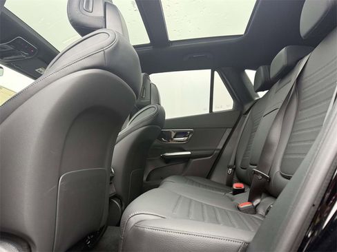 New 2026 Mercedes-Benz GLC 300 image 22
