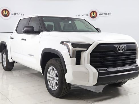 Used 2024 Toyota Tundra SR5 w/ SR5 Convenience Package image 20